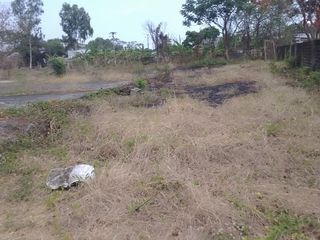 Foto 9 de TERRENO Y GALPON INDUSTRIAL UBICADO EN EL KM 23.5 VIA DAULE, FRENTE A LAGO DE CAPEIRA