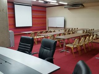 Foto 12 de Hotel con terreno libre para futura ampliación - Cerca a grandes hoteles