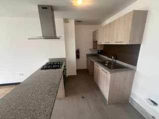 Foto 5 de DEPARTAMENTO DE DOS DORMITORIOS DE RENTA EN SECTOR LA CAROLINA, EDIFICIO CON AMENITIES