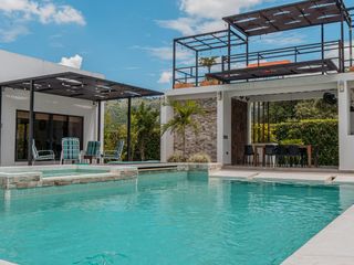 Foto 1 de Casa Campestre en venta en Condominio Pacoli