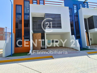 Foto 2 de CASA ESTRENO EN VENTA EN PLENO CERCADO DE TACNA