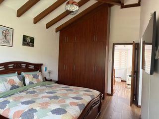Foto 8 de SE RENTA CASA 200M2 4 DORMITORIOS, PATIO CONJUNTO PRIVADO, SECTOR TUMBACO