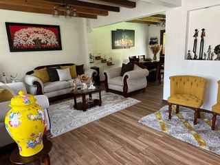 Foto 2 de SE RENTA CASA 200M2 4 DORMITORIOS, PATIO CONJUNTO PRIVADO, SECTOR TUMBACO
