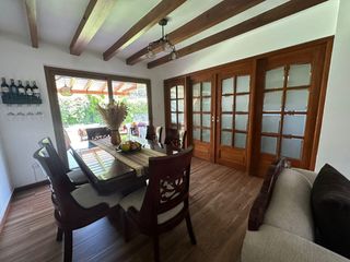 Foto 4 de SE RENTA CASA 200M2 4 DORMITORIOS, PATIO CONJUNTO PRIVADO, SECTOR TUMBACO