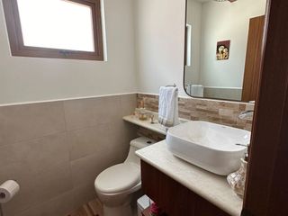 Foto 17 de SE RENTA CASA 200M2 4 DORMITORIOS, PATIO CONJUNTO PRIVADO, SECTOR TUMBACO