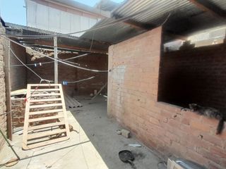 Foto 4 de Venta De Casita De 100M2 En Remate En Villa El Salvador