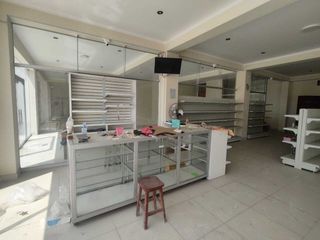 Foto 2 de Local Comercial de 200 m² Ideal para Market en Tacna Cercado