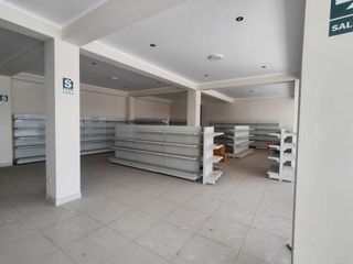 Foto 3 de Local Comercial de 200 m² Ideal para Market en Tacna Cercado