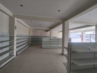 Foto 6 de Local Comercial de 200 m² Ideal para Market en Tacna Cercado