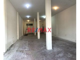 Foto 6 de Venta De Local En La Av. Wiesse Paradero 7 De Mariscal Caceres En Sjl