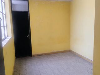 Foto 13 de VENTA DE CASA CON VALOR DE TERRENO- EN PLENO CENTRO DE PIURA