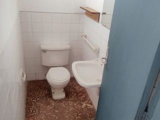 Foto 22 de VENTA DE CASA CON VALOR DE TERRENO- EN PLENO CENTRO DE PIURA
