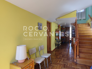 Foto 9 de ¡VENDO CASA en Portales de Cayma! Ideal vivienda/negocio - $$