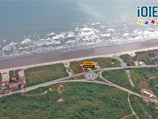 Foto 1 de En venta: Lote frente al mar en Canoa, Manabi