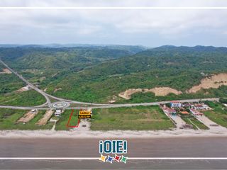 Foto 3 de En venta: Lote frente al mar en Canoa, Manabi