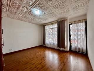 Foto 10 de Casa de venta en la primero de mayo con consultorio