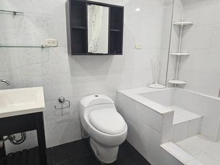 Foto 12 de Venta  de excelente casa remodelada  en Cota Cundinamarca,sector Pueblo Viejo .