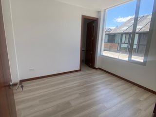 Foto 8 de Venta de casa en Puembo, conjunto cerrado doble seguridad, fácil acceso a principales colegios Einstein, Cervantes.