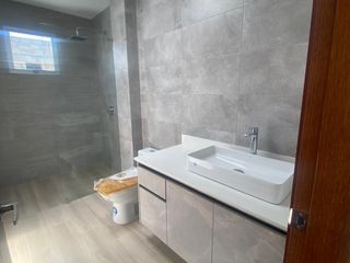 Foto 9 de Venta de casa en Puembo, conjunto cerrado doble seguridad, fácil acceso a principales colegios Einstein, Cervantes.