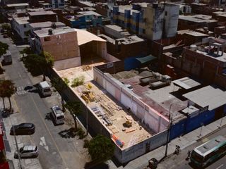 Foto 4 de ¡Terreno Comercial Cercado En Esquina En Plena Av. América Sur! 🏗️ (AIPANAQUE)