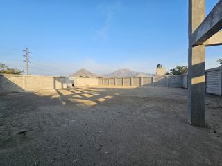 Foto 3 de ¡Terreno Industrial Cercado En Fundo Larrea, Moche – Ideal Para Almacenes Y Empresas Industriales! (AIPANAQUE)