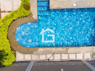 Foto 3 de Casa Con Piscina En Venta en El Cambio, Provincia de El Oro