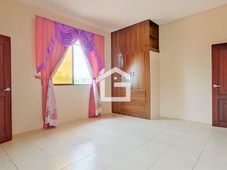 Foto 12 de Casa Con Piscina En Venta en El Cambio, Provincia de El Oro