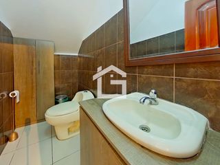 Foto 33 de Casa Con Piscina En Venta en El Cambio, Provincia de El Oro