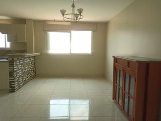 Foto 6 de EN VENTA CASA MÁS DEPARTAMENTO CUMBRES- CEIBOS
