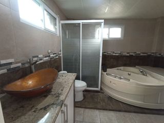 Foto 19 de EN VENTA CASA MÁS DEPARTAMENTO CUMBRES- CEIBOS