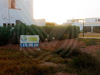 Foto 2 de SE VENDE TERRENO EN ESQUINA CON VISTA AL PÓRTICO DE INGRESO Y CON UNA COCHERA. ZONA ESTRÁTEGICA!!!!!!,
