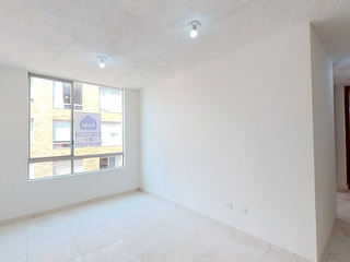 Foto 9 de SE VENDE APARTAMENTO EN GRAN GRANADA