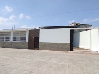 Foto 1 de casa de venta en manta zona norte circunvalación J/G