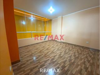 Foto 4 de Hermoso Departamento En Avenida Izaguirre Smp