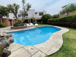 Foto 2 de Venta casa en Urb. La Fontana, La Molina (Limite con Camacho y Golf Los Inkas)