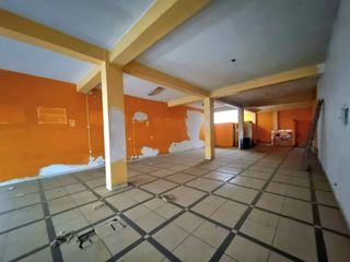 Foto 4 de Alquilo Local Comercial Primer Piso En Plena Panamerica Norte