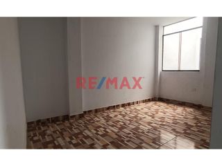 Foto 9 de Venta De Departamento En San Martín De Porres: 5 Dormitorios, Cerca A Transporte Y Servicios