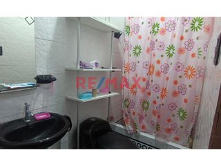 Foto 5 de Casa En Venta Como Terreno En Villa El Salvador