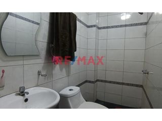 Foto 6 de Casa En Venta Como Terreno En Villa El Salvador