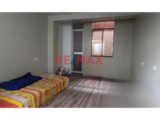 Foto 9 de Casa En Venta Como Terreno En Villa El Salvador