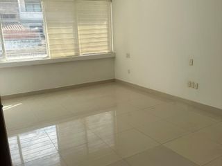 Foto 6 de LOCAL COMERCIAL AVENIDAD CERO