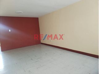 Foto 16 de Alquiler De Dpto 2Do Piso – Salamanca - Ate.