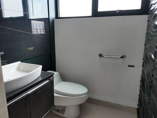 Foto 5 de local comercial de alquiler en manta manabi jtg