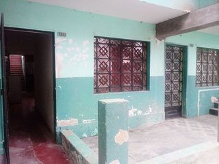Foto 2 de VENTA DE ACCIONES Y DERECHOS DE CASA EN SAN MARTIN DE PORRES