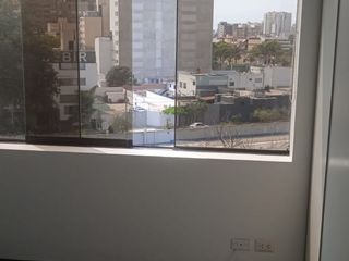 Foto 2 de Alquilo Linda Oficina en San Isidro en Avenida y Cerca Av Javier Prado y Cochera