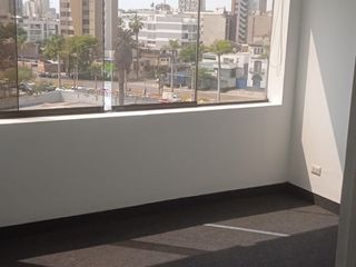 Foto 10 de Alquilo Linda Oficina en San Isidro en Avenida y Cerca Av Javier Prado y Cochera