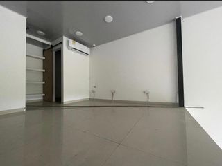 Foto 1 de VENTA DE LOCAL COMERCIAL CC BOCHALEMA PLAZA- SUR DE CALI.
