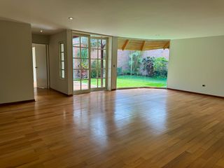 Foto 14 de Venta linda casa en condominio Los Granados. Surco. Cerca a universidad de Lima