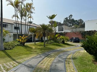 Foto 6 de Venta linda casa en condominio Los Granados. Surco. Cerca a universidad de Lima