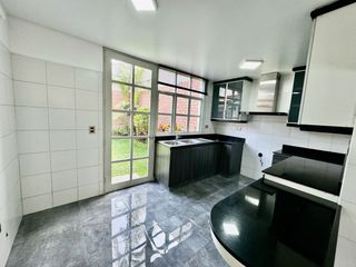 Foto 15 de Venta linda casa en condominio Los Granados. Surco. Cerca a universidad de Lima